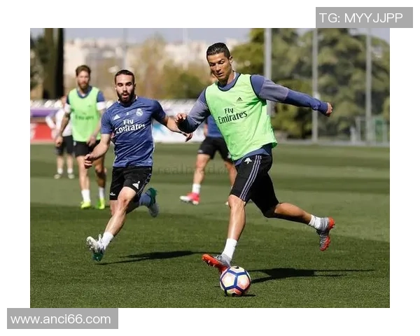 球星代言的足球鞋品牌大盘点 从梅西到C罗的荣耀选择